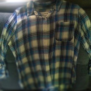 Women's long sleeve button down shirt